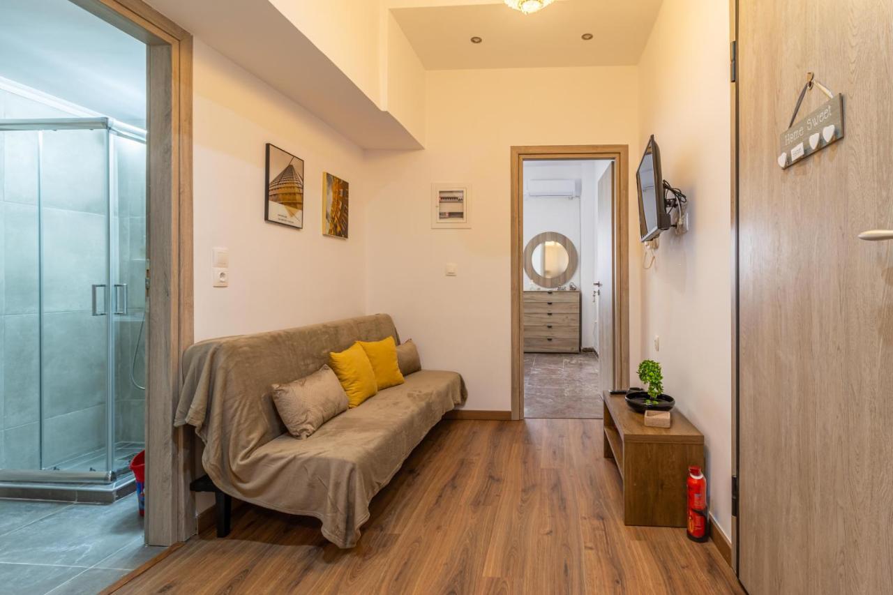 Korinthos Downtown Apartment Exterior foto