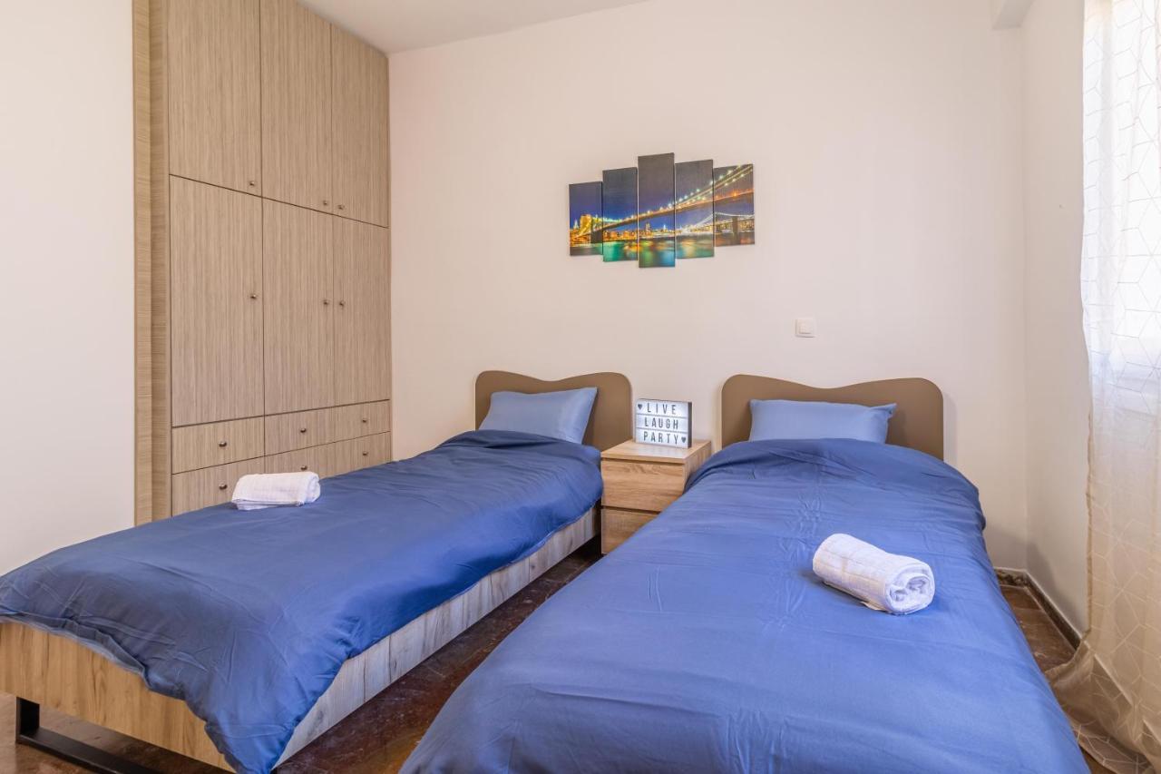Korinthos Downtown Apartment Exterior foto